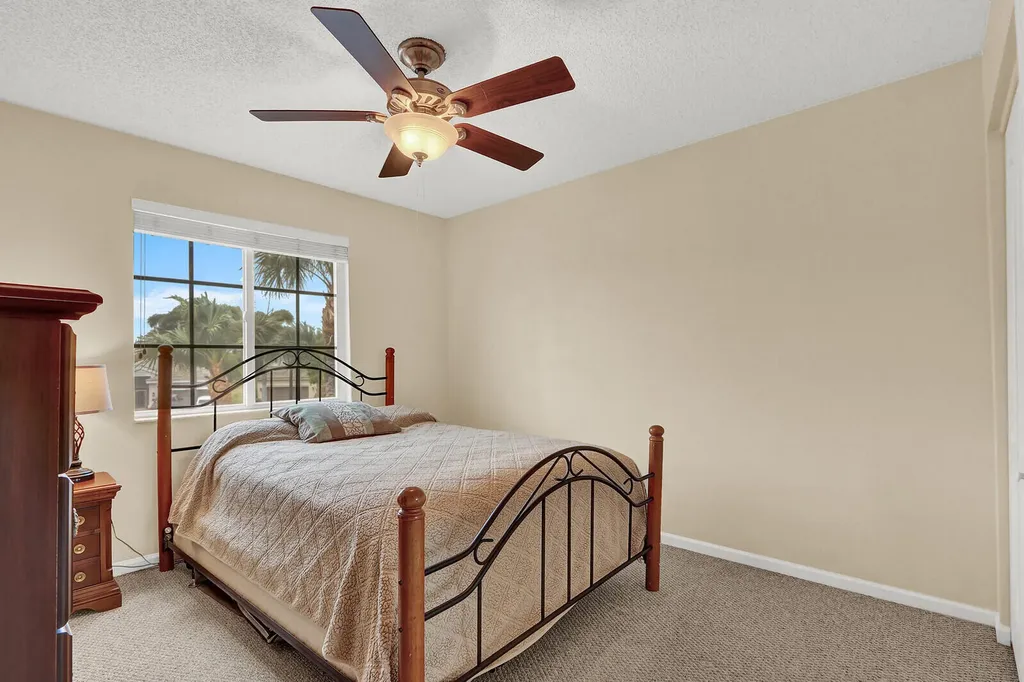 5690 Saddle Trail Lane Lake Worth FL 33449