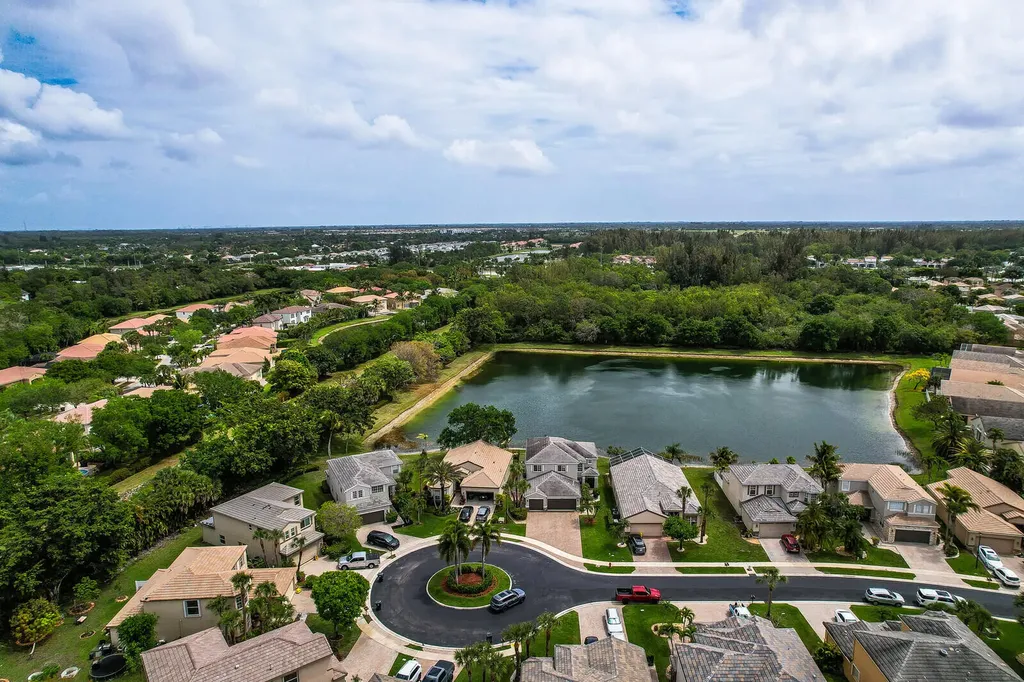 5690 Saddle Trail Lane Lake Worth FL 33449