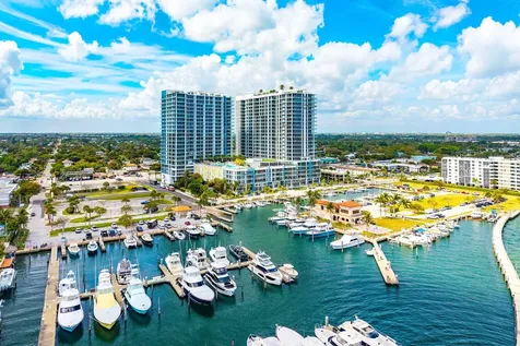 220 Lake Shore Drive Lake Park FL 33403