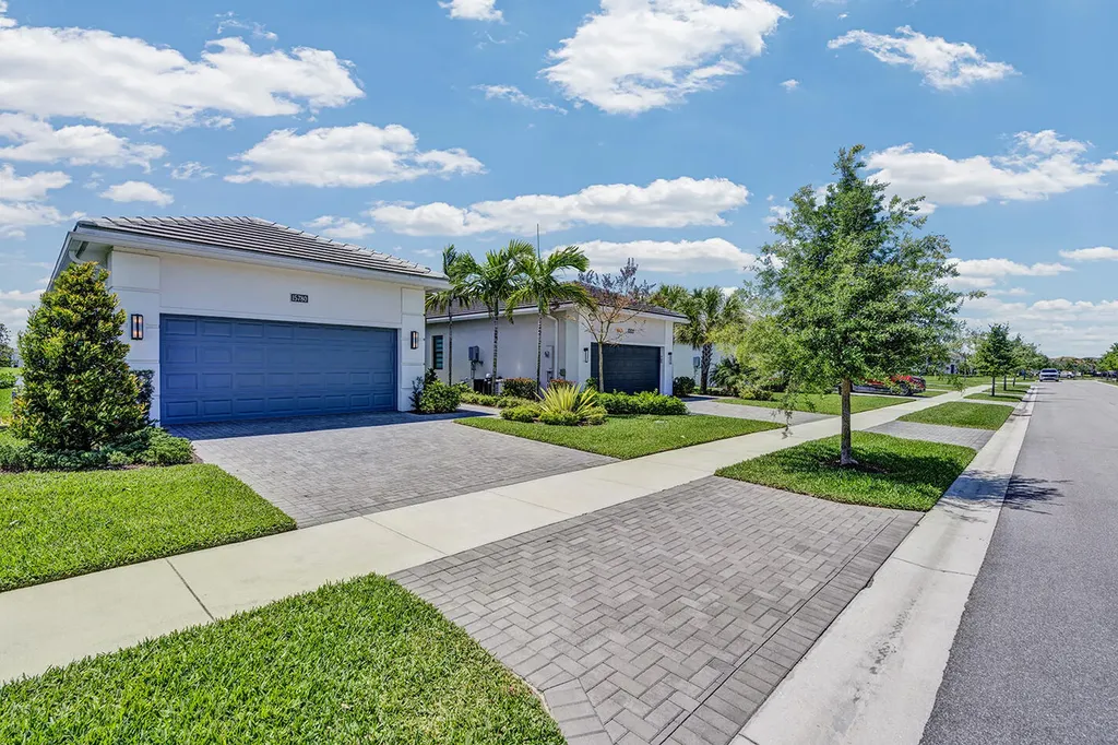 15780 Key Biscayne Lane Westlake FL 33470