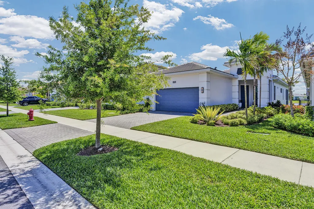 15780 Key Biscayne Lane Westlake FL 33470