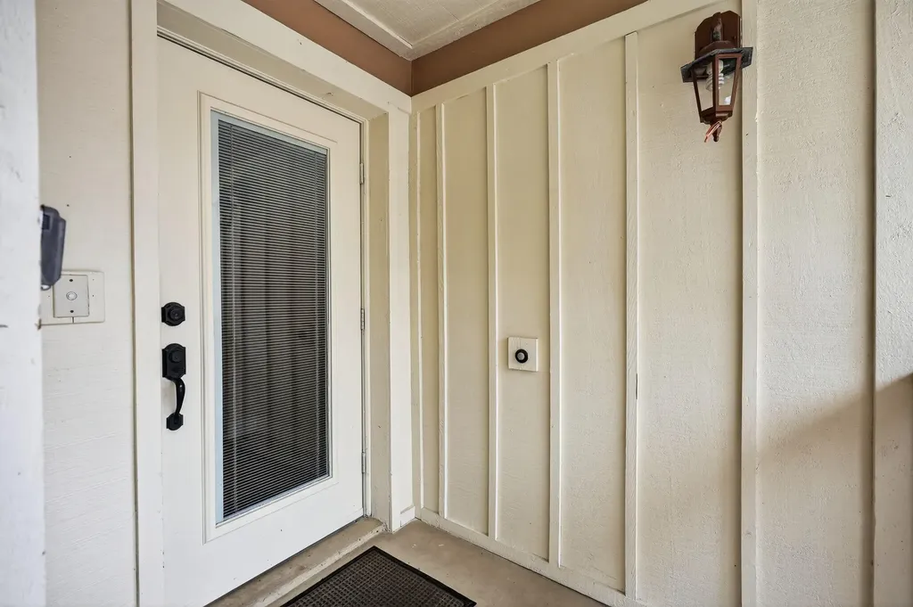 307 Brackenwood Circle Palm Beach Gardens FL 33418