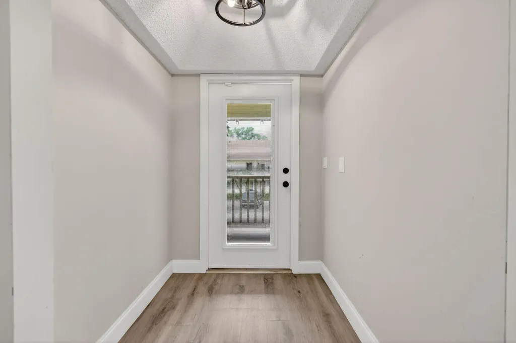 307 Brackenwood Circle Palm Beach Gardens FL 33418