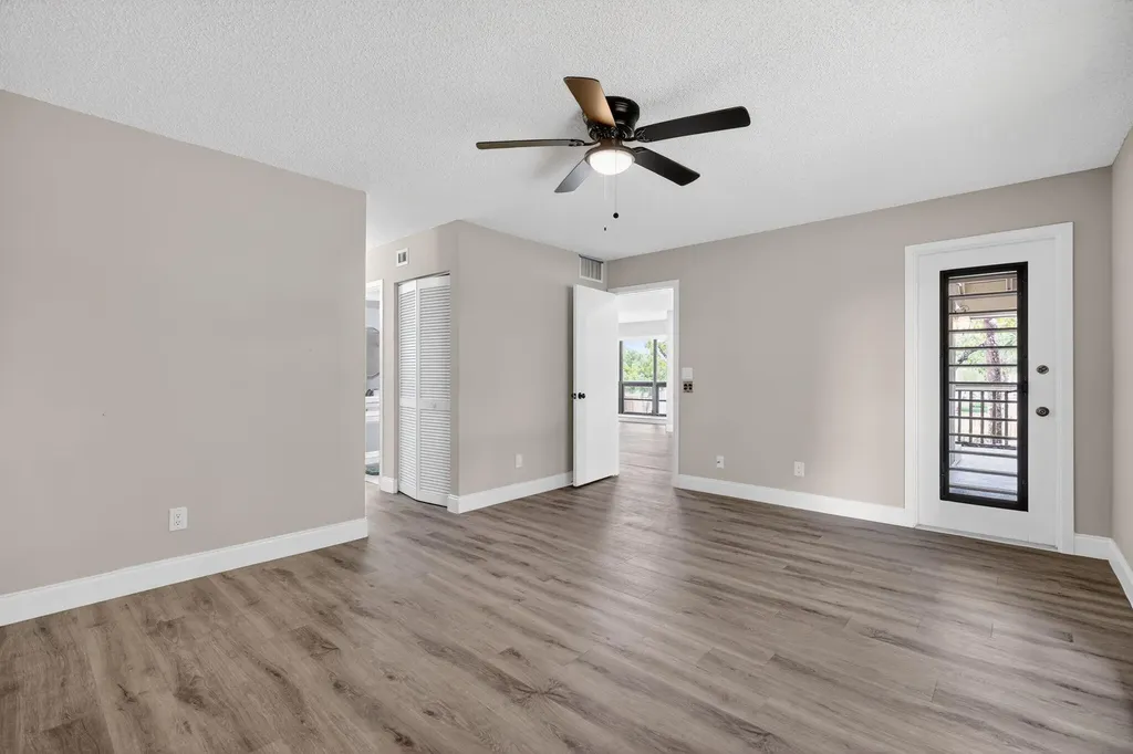 307 Brackenwood Circle Palm Beach Gardens FL 33418