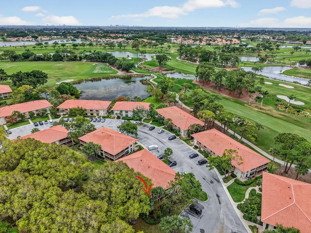 307 Brackenwood Circle Palm Beach Gardens FL 33418