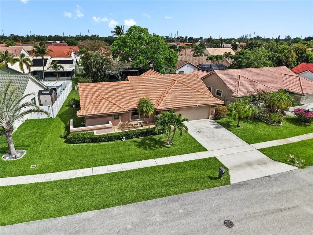 9615 Sun Pointe Drive Boynton Beach FL 33437