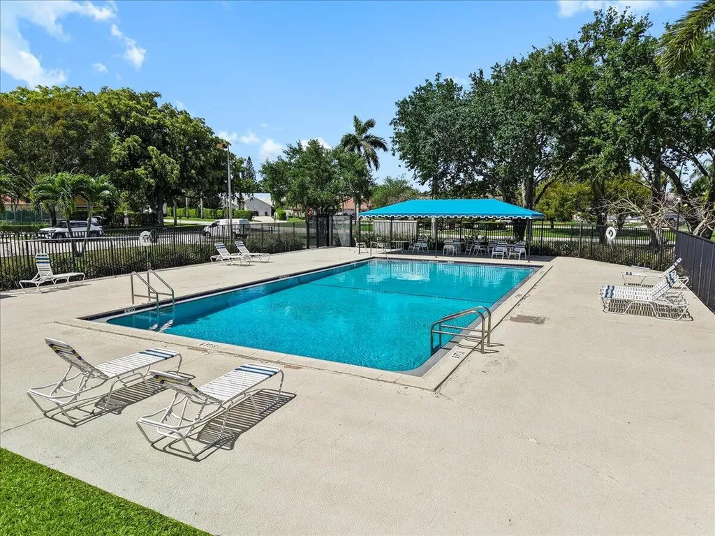 9615 Sun Pointe Drive Boynton Beach FL 33437