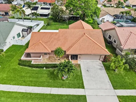 9615 Sun Pointe Drive Boynton Beach FL 33437