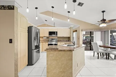 9615 Sun Pointe Drive Boynton Beach FL 33437