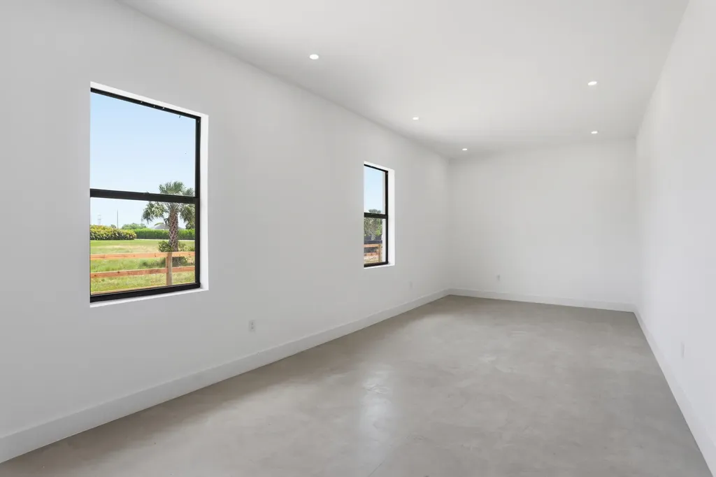 2324 Deer Run Trail The Acreage FL 33470