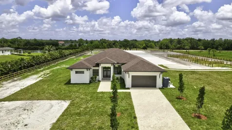 2324 Deer Run Trail The Acreage FL 33470