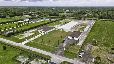 2324 Deer Run Trail The Acreage FL 33470