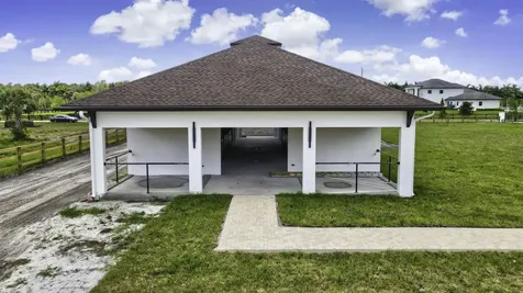 2324 Deer Run Trail The Acreage FL 33470