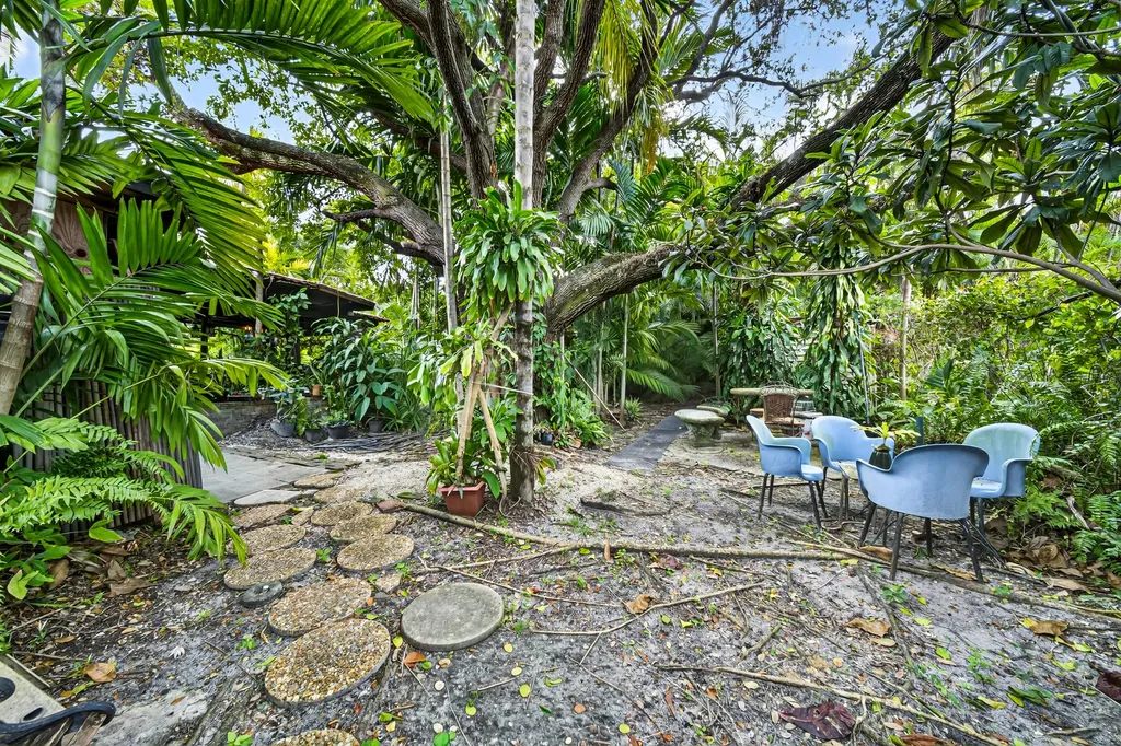 320 San Sebastian Avenue Coral Gables FL 33134