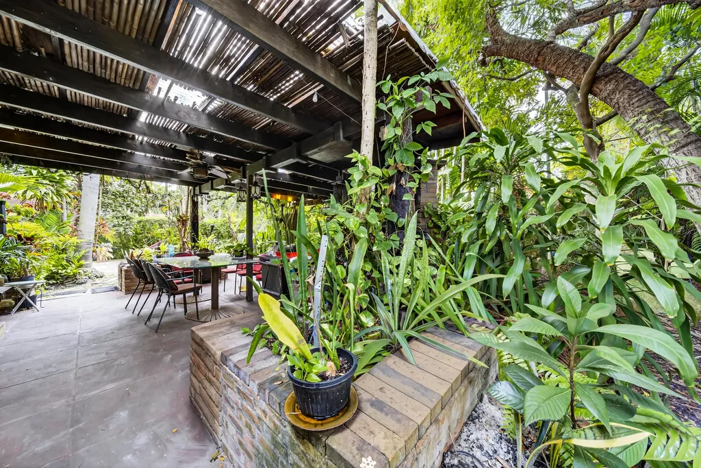 320 San Sebastian Avenue Coral Gables FL 33134
