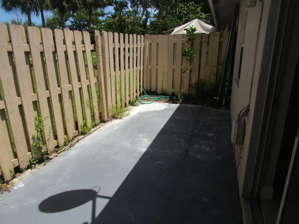 5203 Glencove Lane West Palm Beach FL 33415