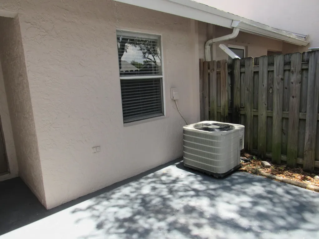5203 Glencove Lane West Palm Beach FL 33415