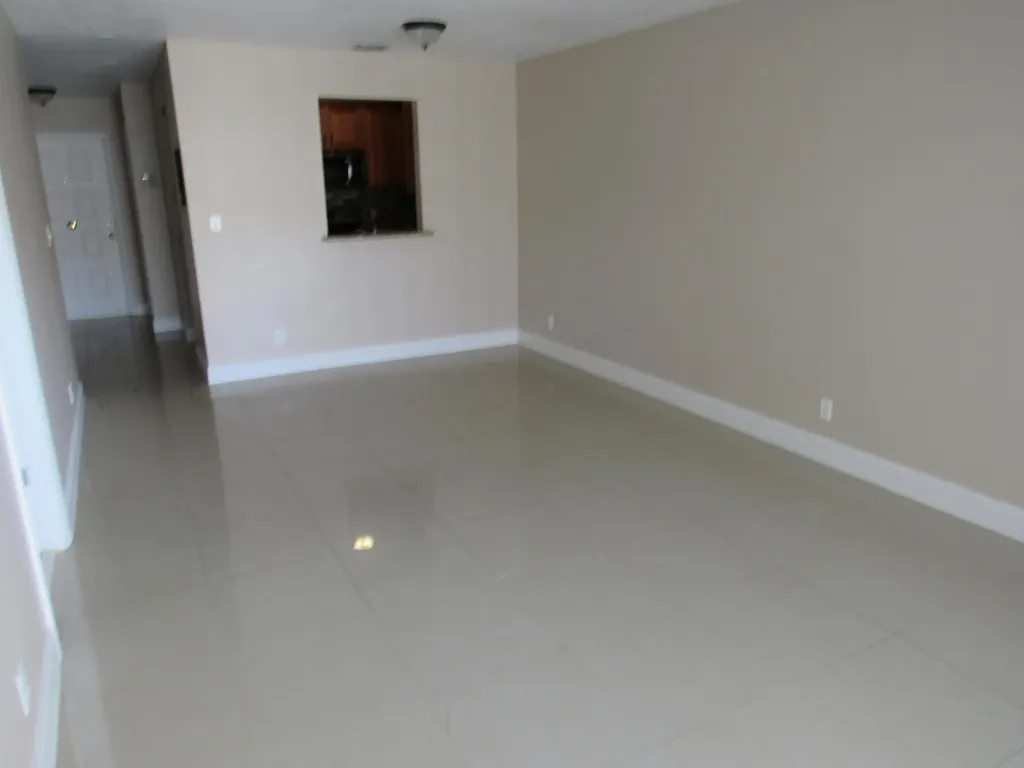 5203 Glencove Lane West Palm Beach FL 33415