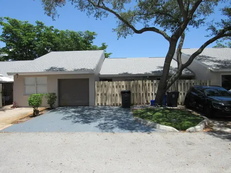 5203 Glencove Lane West Palm Beach FL 33415