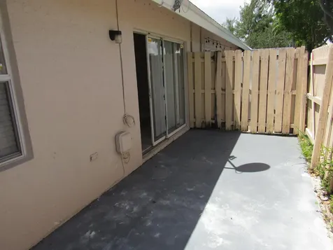 5203 Glencove Lane West Palm Beach FL 33415