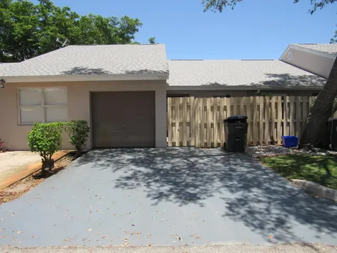 5203 Glencove Lane West Palm Beach FL 33415