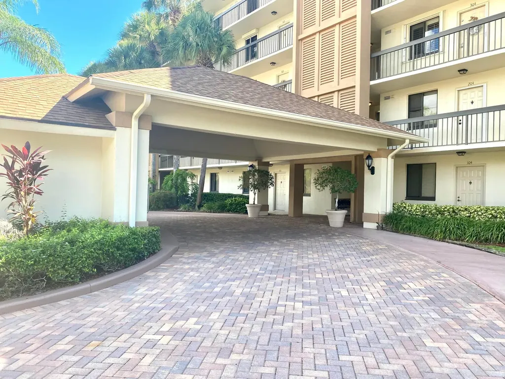 2301 Marina Isle Way Jupiter FL 33477