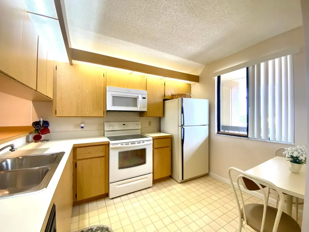 2301 Marina Isle Way Jupiter FL 33477