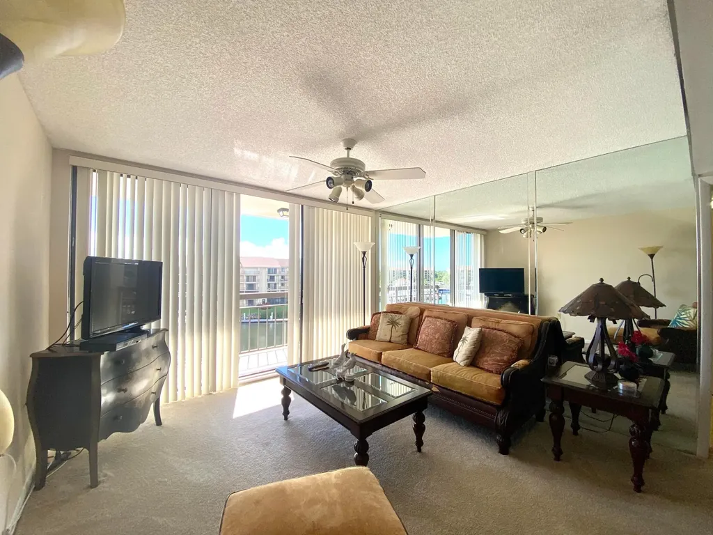 2301 Marina Isle Way Jupiter FL 33477