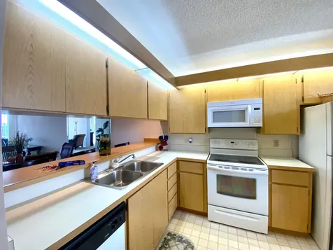 2301 Marina Isle Way Jupiter FL 33477