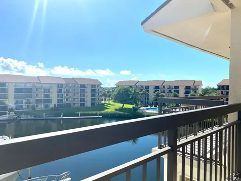 2301 Marina Isle Way Jupiter FL 33477