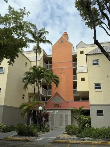 8343 Lake Drive Doral FL 33166