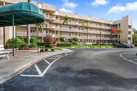7647 Southampton Terrace Tamarac FL 33321