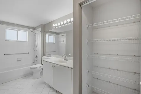 7647 Southampton Terrace Tamarac FL 33321