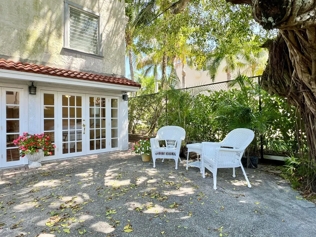336 Monroe Drive West Palm Beach FL 33405