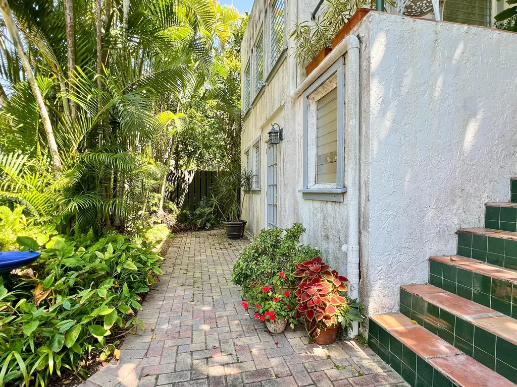 336 Monroe Drive West Palm Beach FL 33405