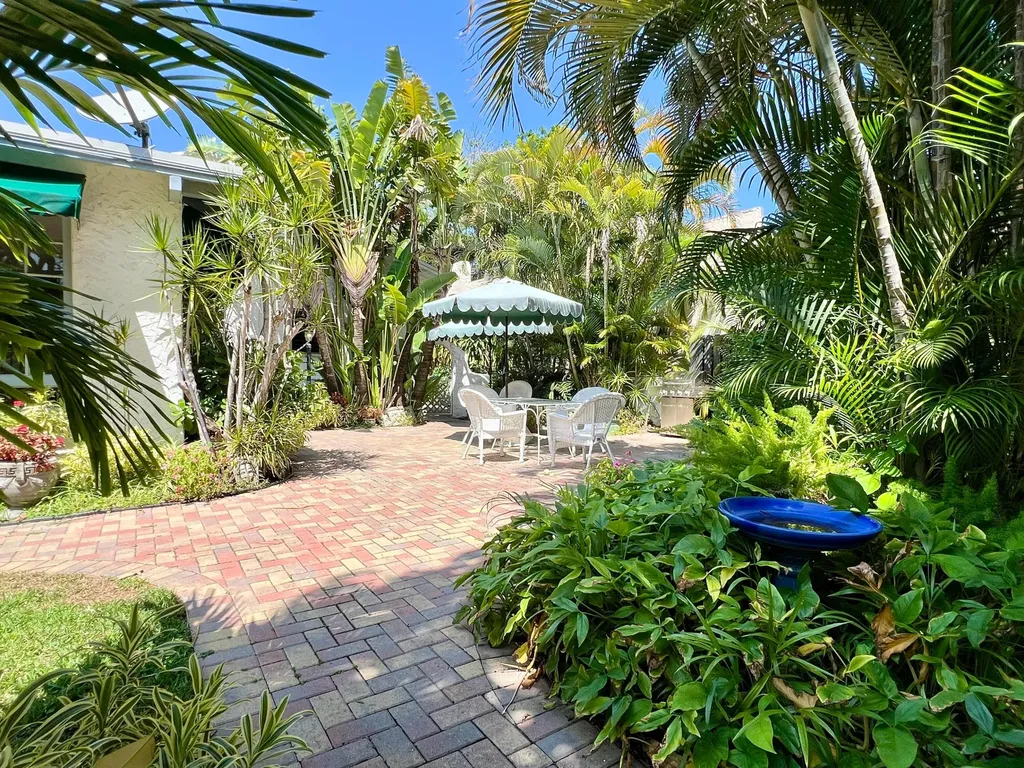 336 Monroe Drive West Palm Beach FL 33405