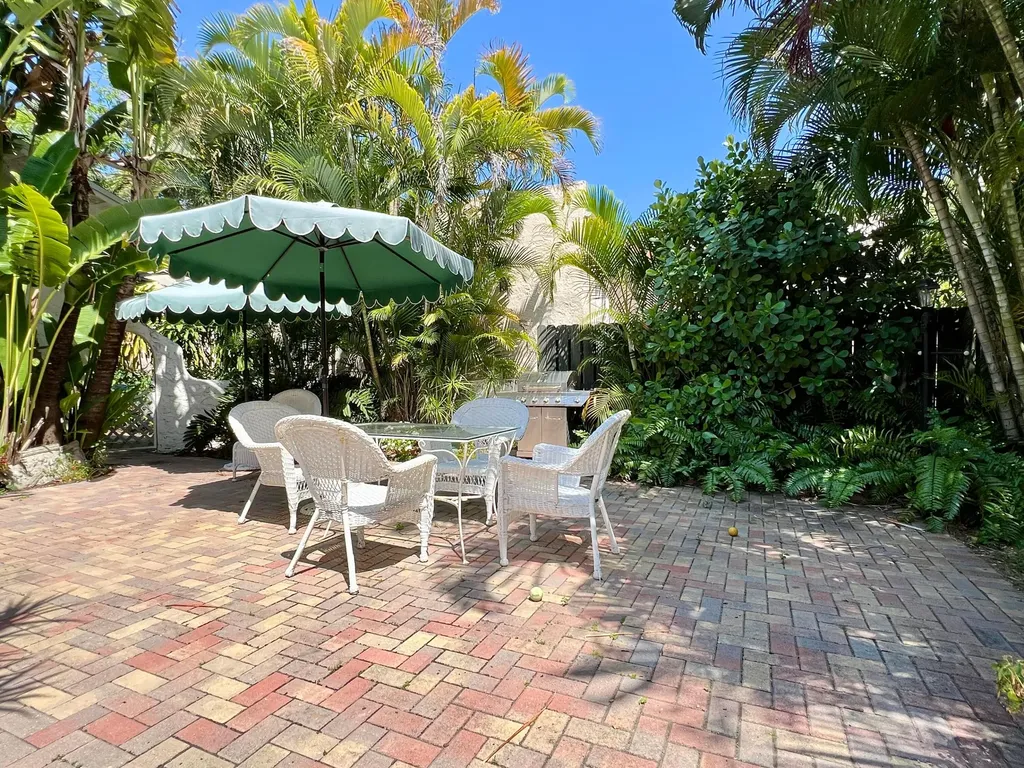 336 Monroe Drive West Palm Beach FL 33405