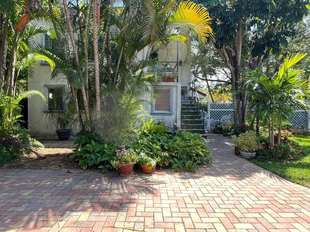 336 Monroe Drive West Palm Beach FL 33405