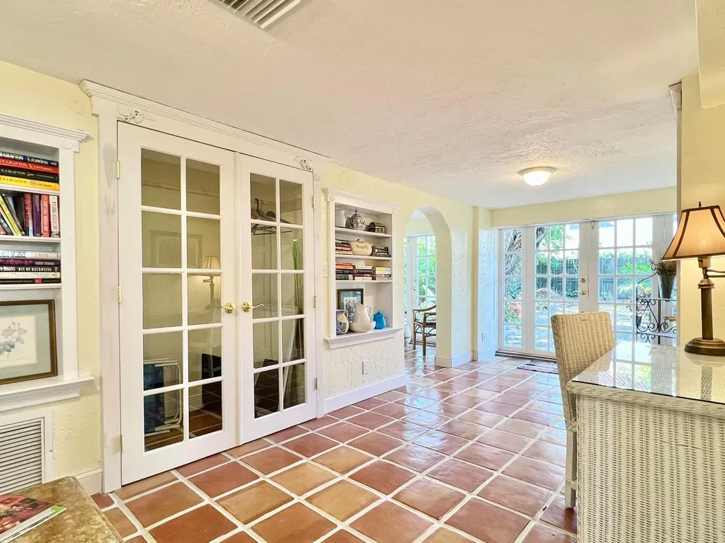 336 Monroe Drive West Palm Beach FL 33405