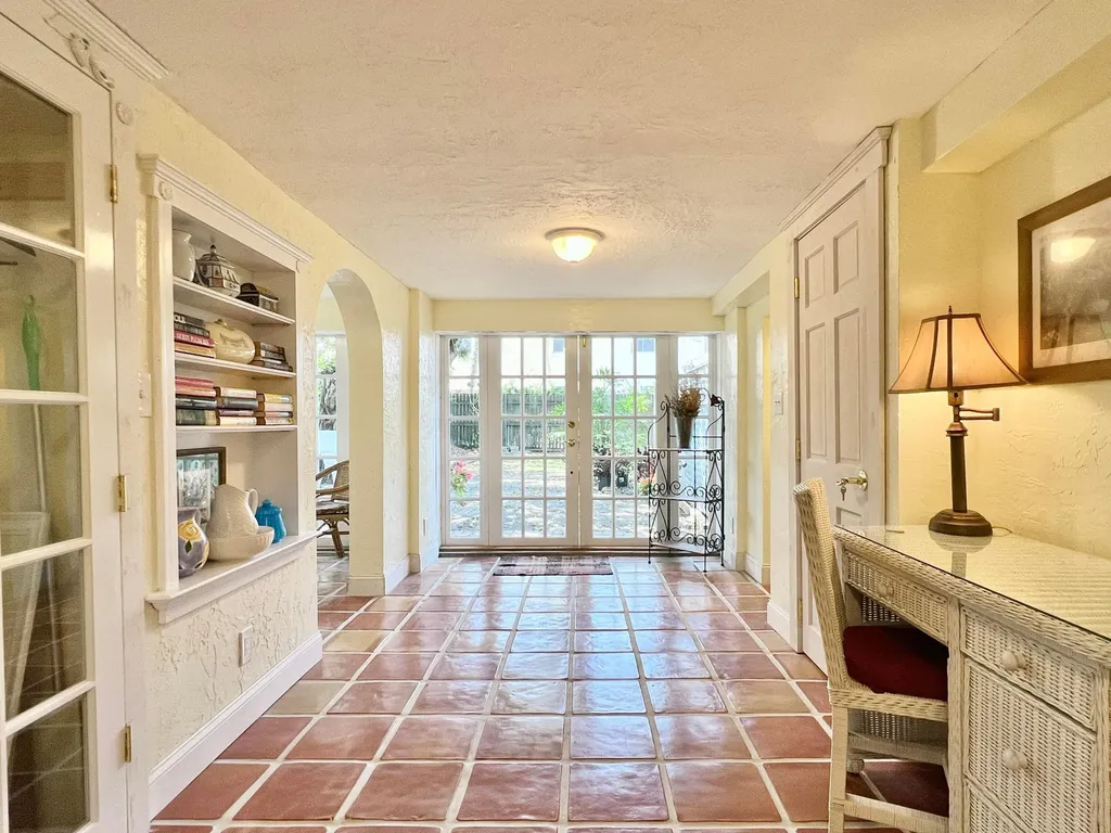 336 Monroe Drive West Palm Beach FL 33405