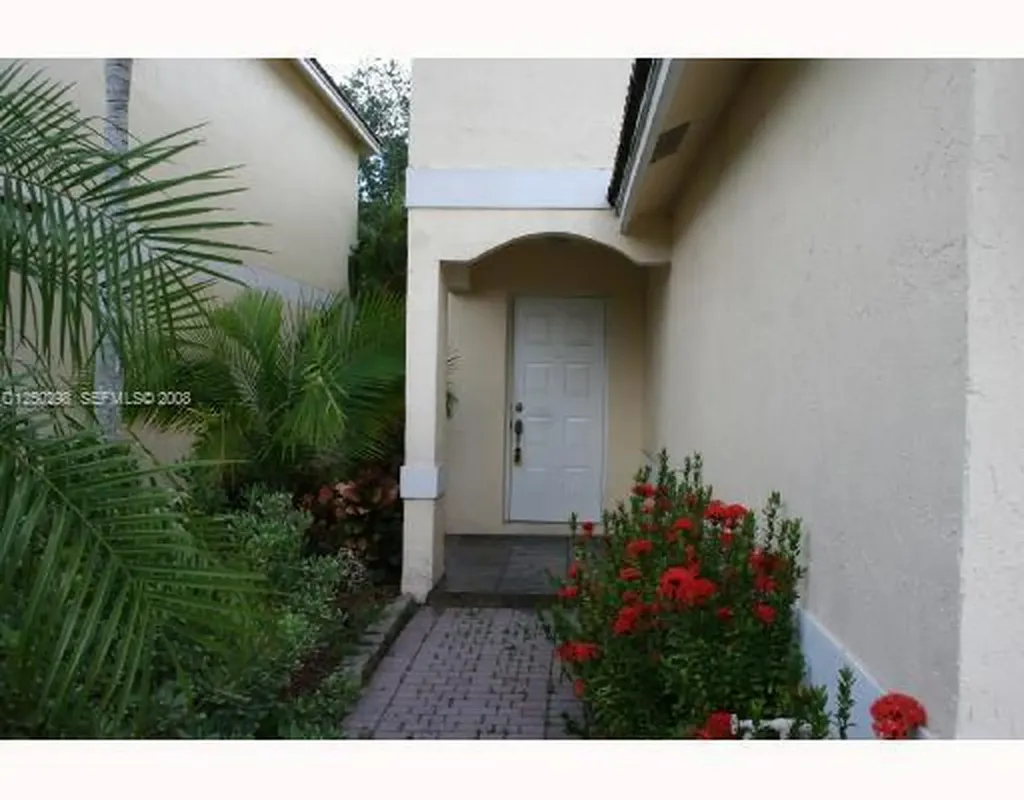 9711 NW 2nd Street Coral Springs FL 33071