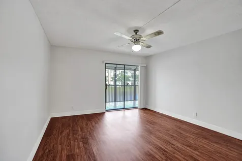 7432 Ashmont Circle Tamarac FL 33321