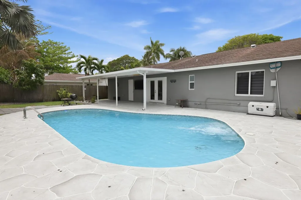 1062 Rhapsody Way Royal Palm Beach FL 33411