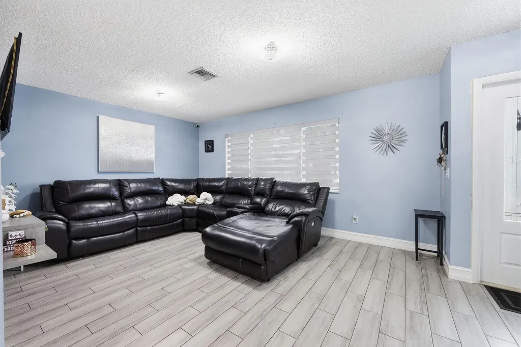 1062 Rhapsody Way Royal Palm Beach FL 33411