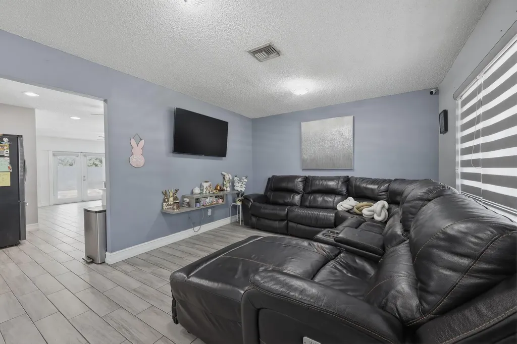 1062 Rhapsody Way Royal Palm Beach FL 33411