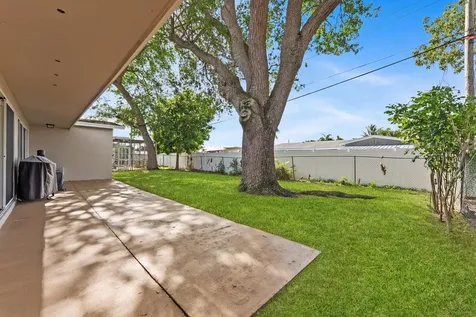 6744 SW 34th Court Miramar FL 33023