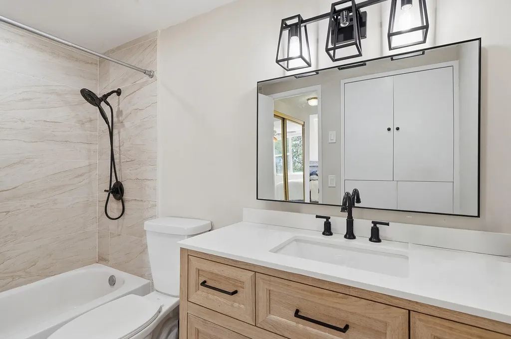 3800 Hillcrest Drive Hollywood FL 33021