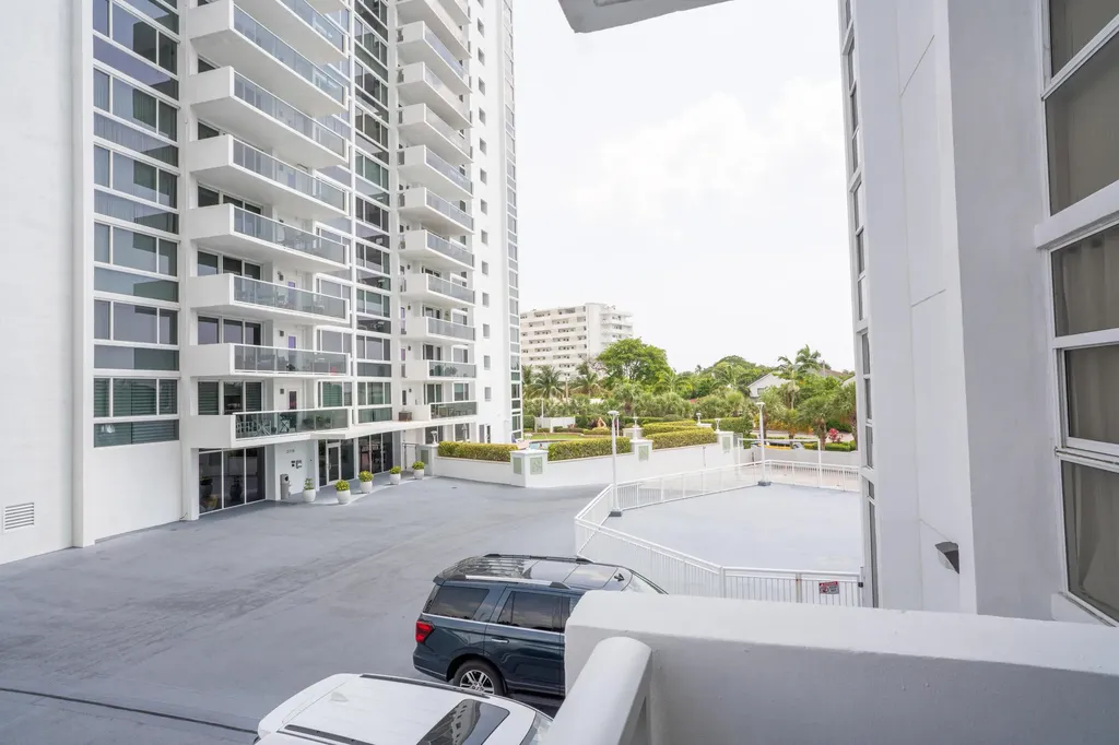 2701 N Ocean Boulevard Fort Lauderdale FL 33308
