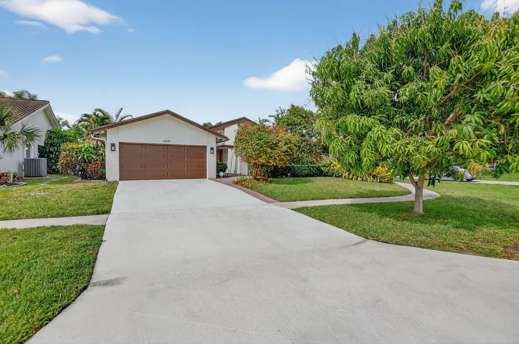 6163 Amberwoods Drive Boca Raton FL 33433