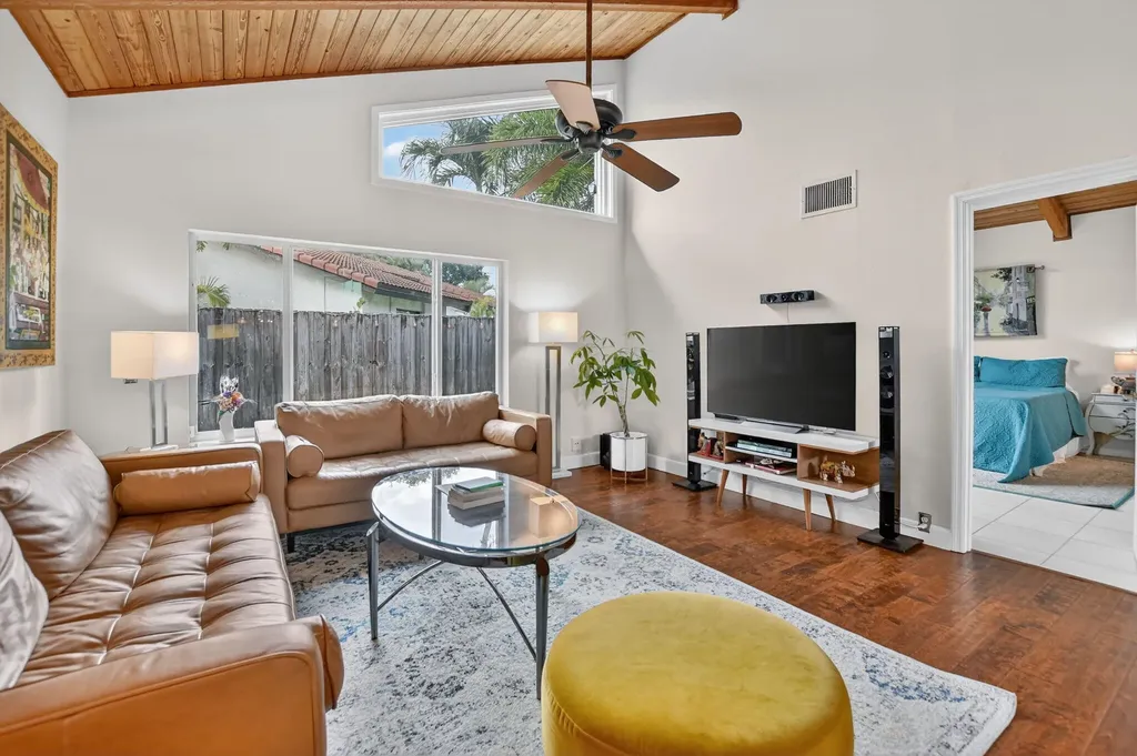 6163 Amberwoods Drive Boca Raton FL 33433
